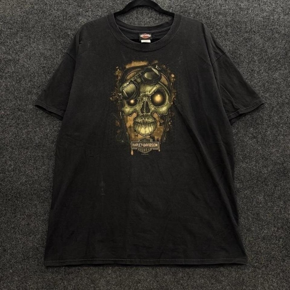 Harley Davidson Skull Graphic Tee Men's XL Black Madison Wisconsin Biker Tee